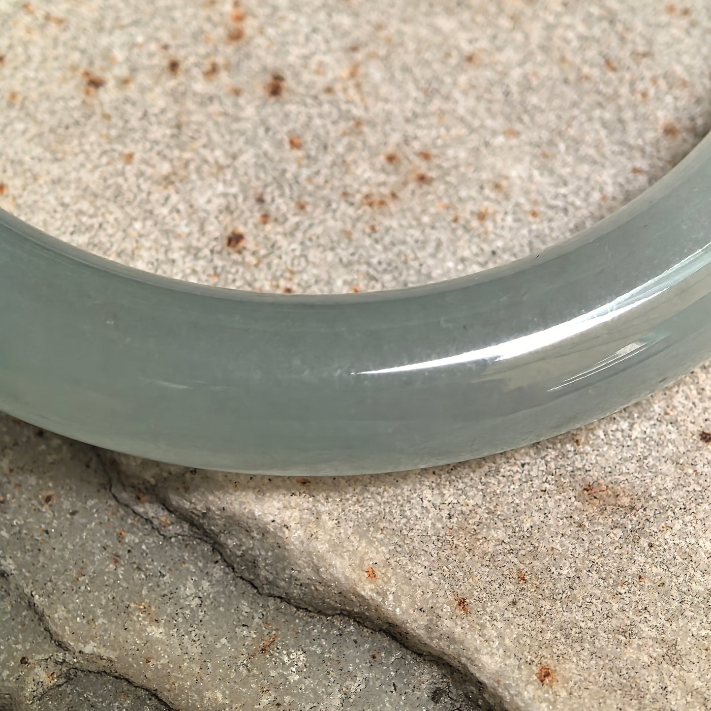 Natural Grade-A Icy Glutinous Pale Green Round Jadeite Bangle · Burmese Jade 56mm