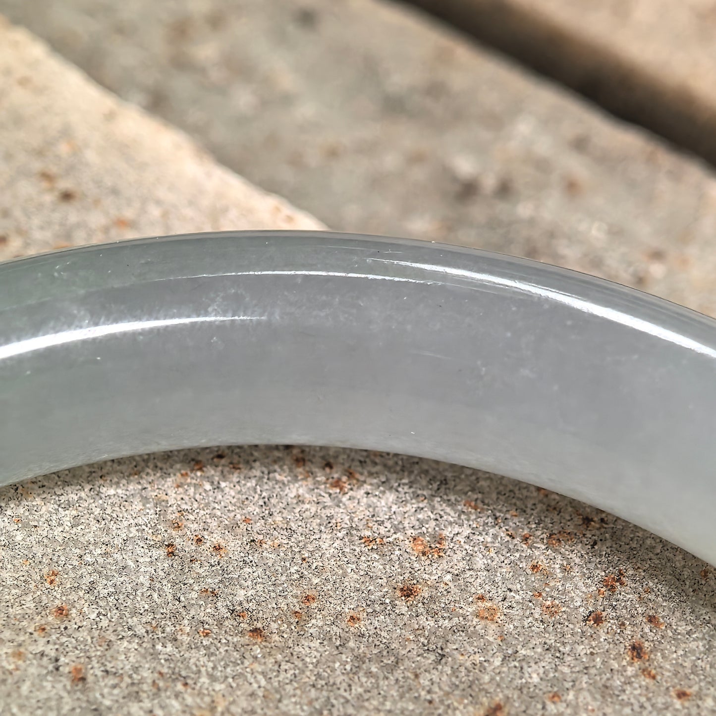Natural Grade-A Icy Glutinous Pale Green Round Jadeite Bangle · Burmese Jade 56mm