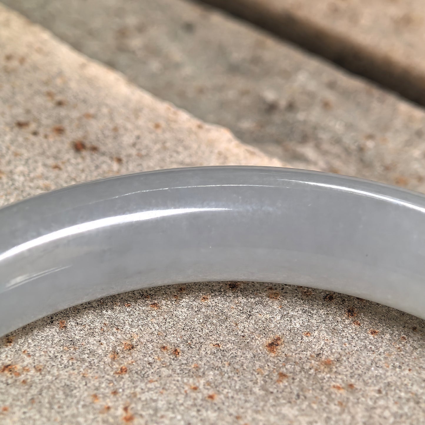 Natural Grade-A Icy Glutinous Pale Green Round Jadeite Bangle · Burmese Jade 56mm
