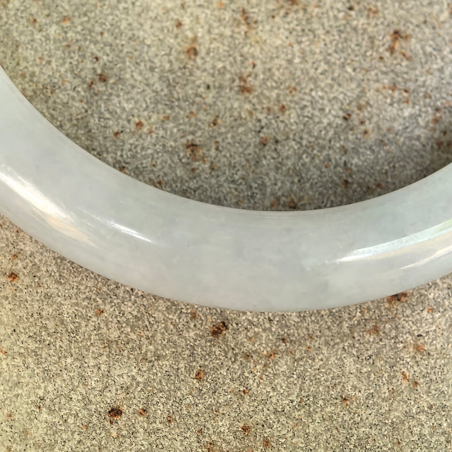 Natural Grade-A Glutinous Light Green D-Shape Jadeite Bangle · Burmese Jade 51mm
