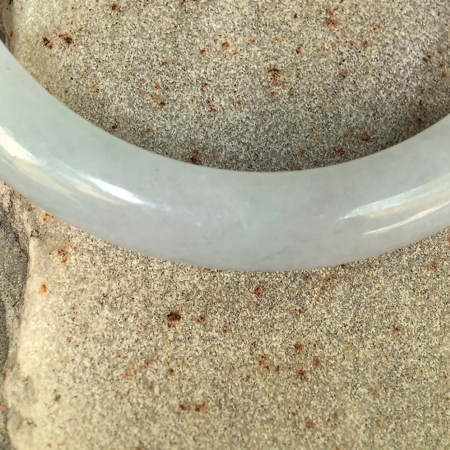 Natural Grade-A Glutinous Light Green D-Shape Jadeite Bangle · Burmese Jade 51mm