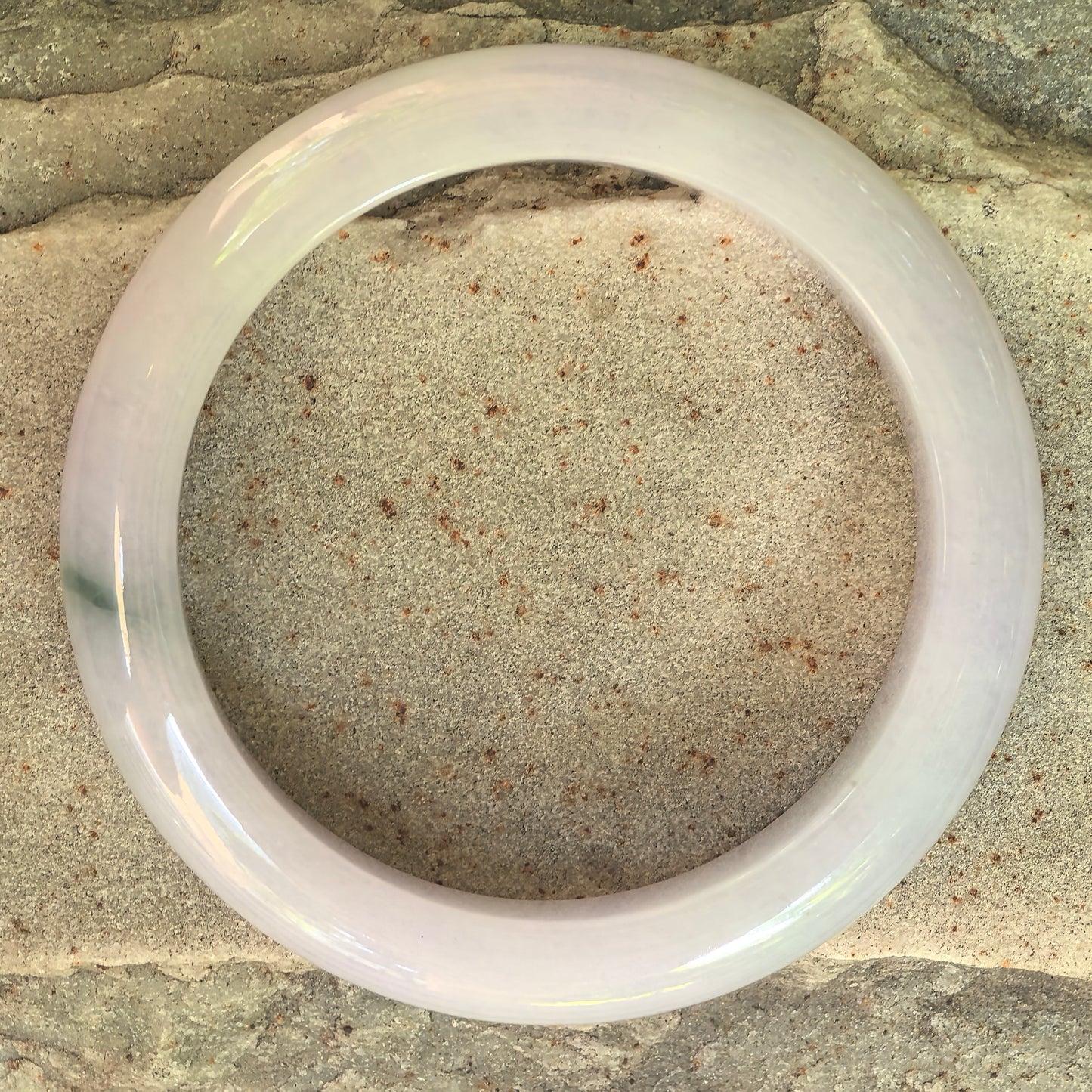 Natural Grade-A Glutinous Pale Lavender D-Shape Jadeite Bangle · Burmese Jade 54mm