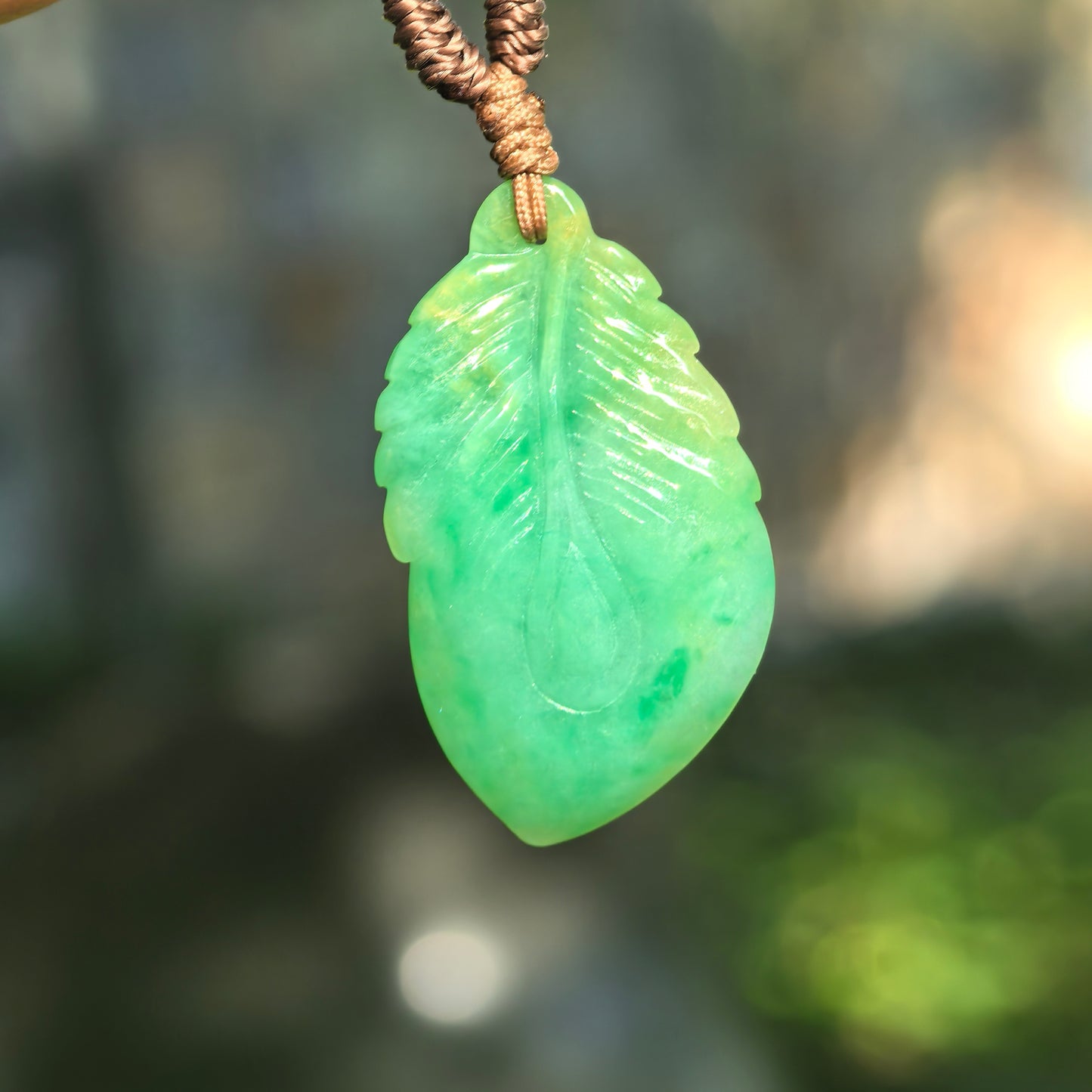 Natural Grade-A Glutinous Green Leaf Jadeite Pendant · Burmese Jade