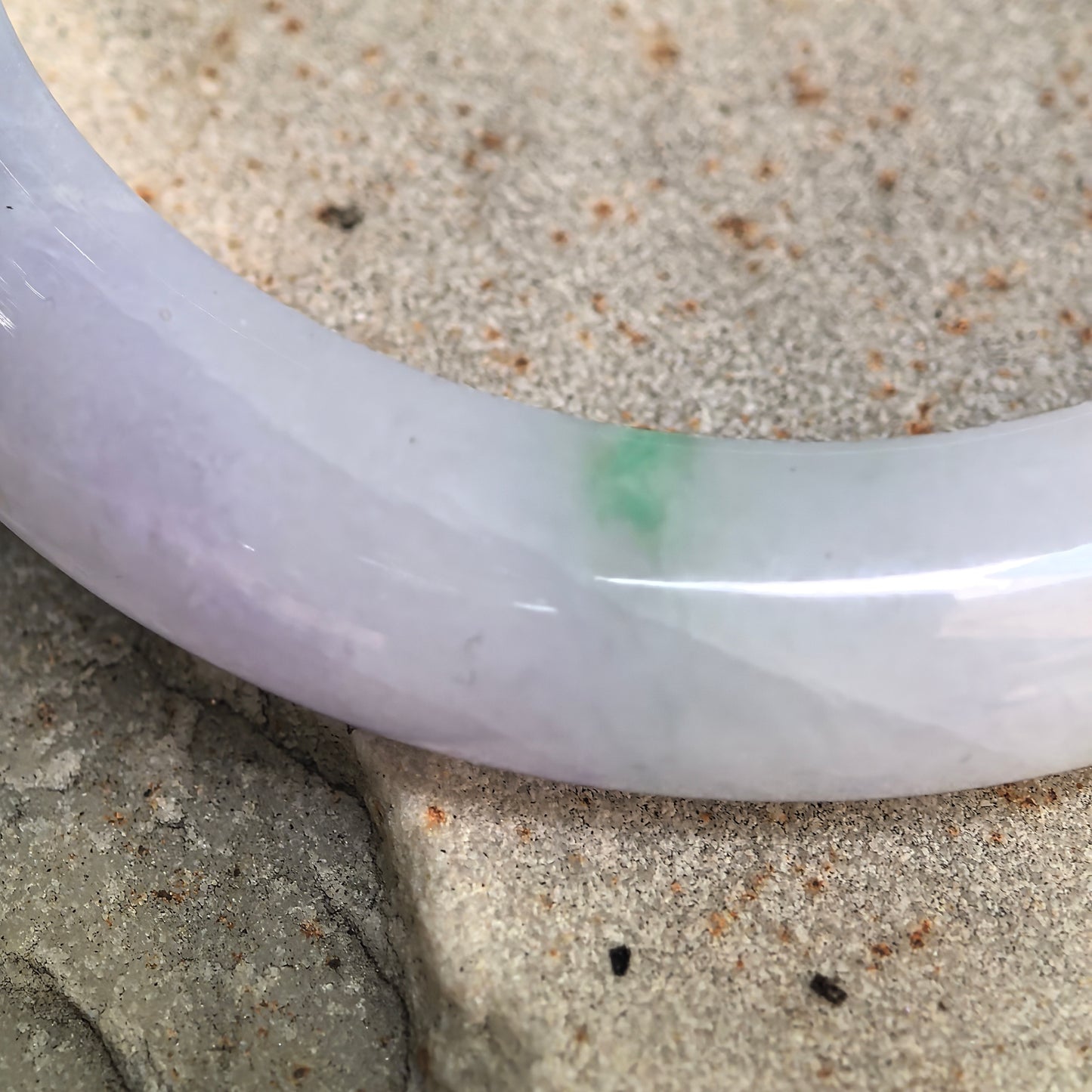 Natural Grade-A Glutinous Lavender Denim Blue D-Shape Jadeite Bangle · Burmese Jade 54mm