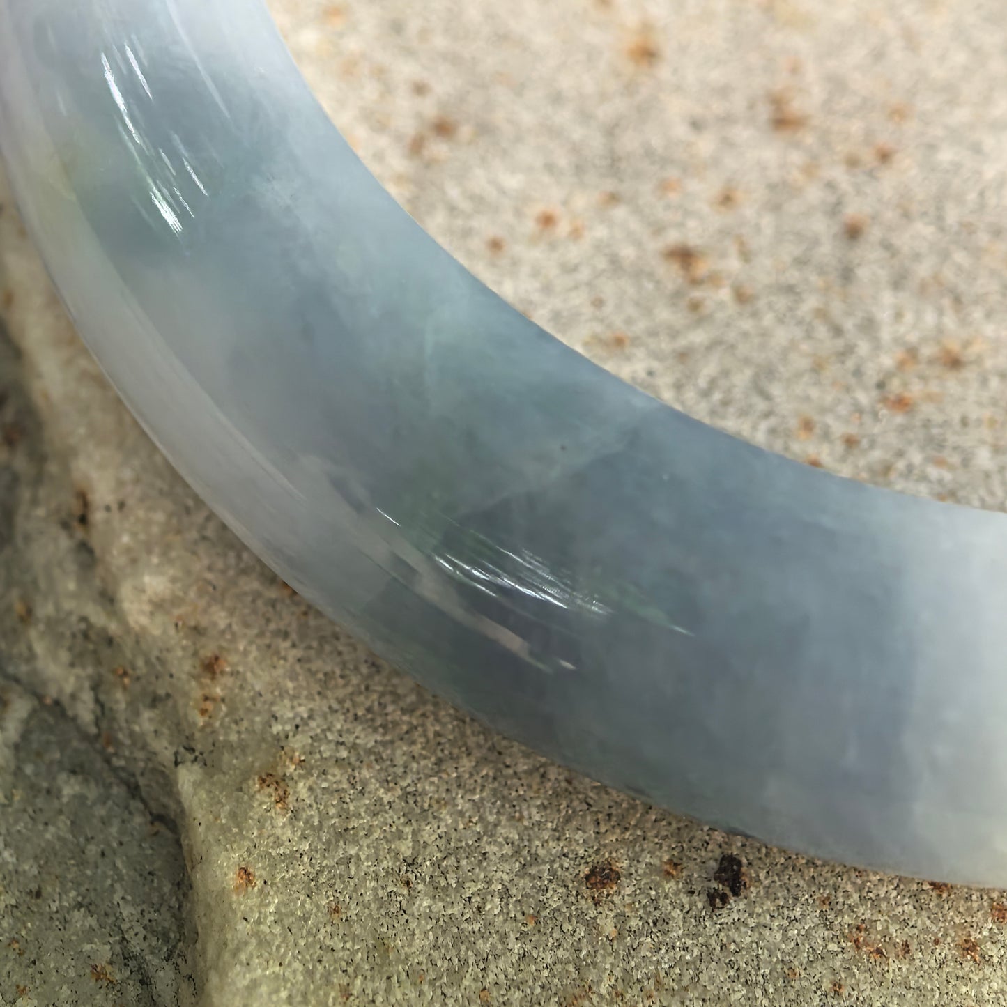 Natural Grade-A Glutinous Lavender Denim Blue D-Shape Jadeite Bangle · Burmese Jade 54mm