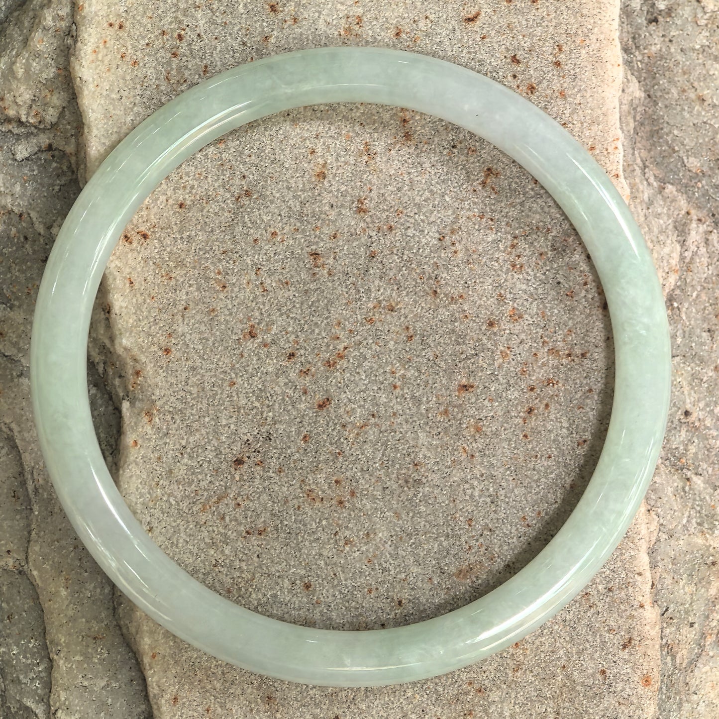 Natural Grade-A Glutinous Light Green Slim Round Jadeite Bangle · Burmese Jade 55mm