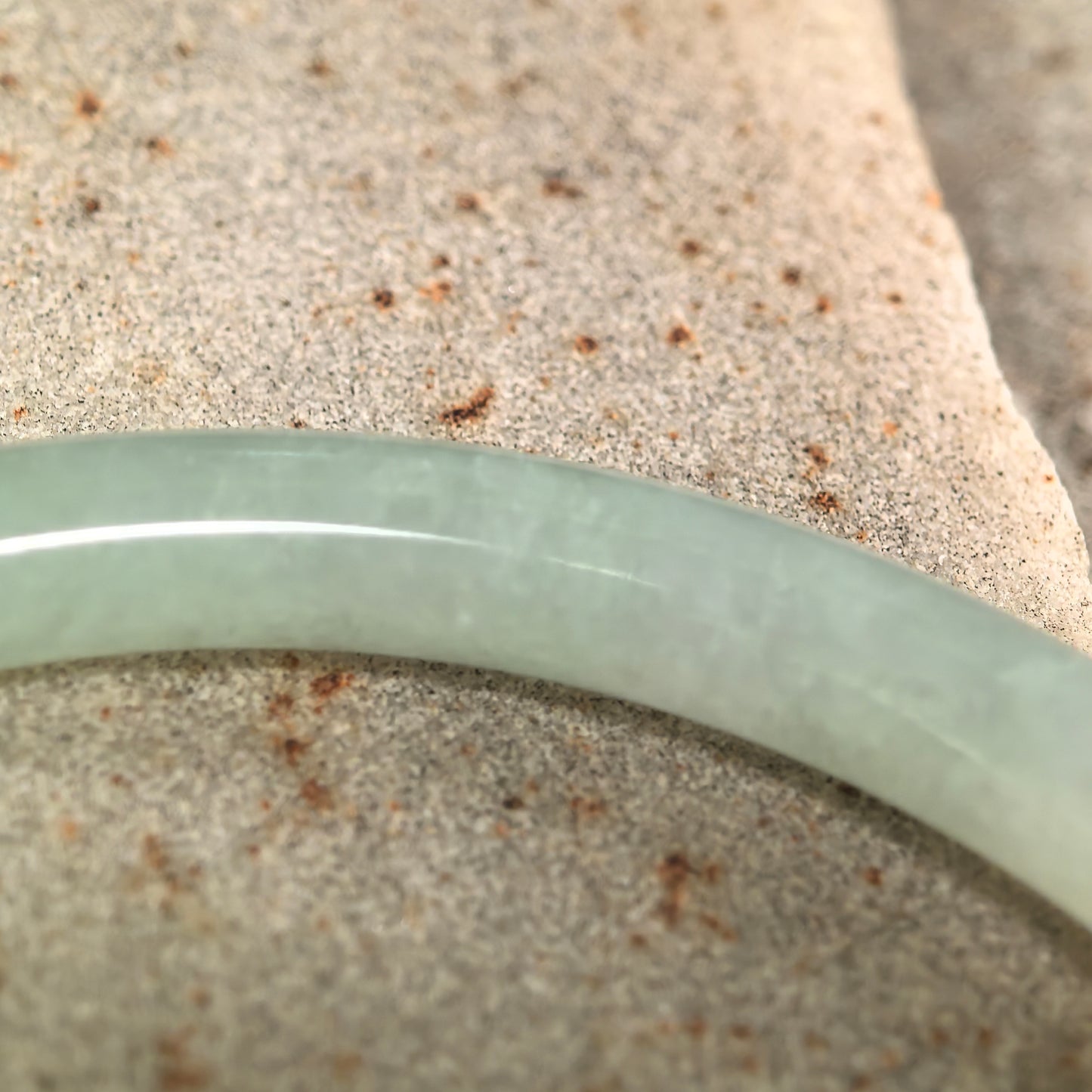 Natural Grade-A Glutinous Light Green Slim Round Jadeite Bangle · Burmese Jade 55mm