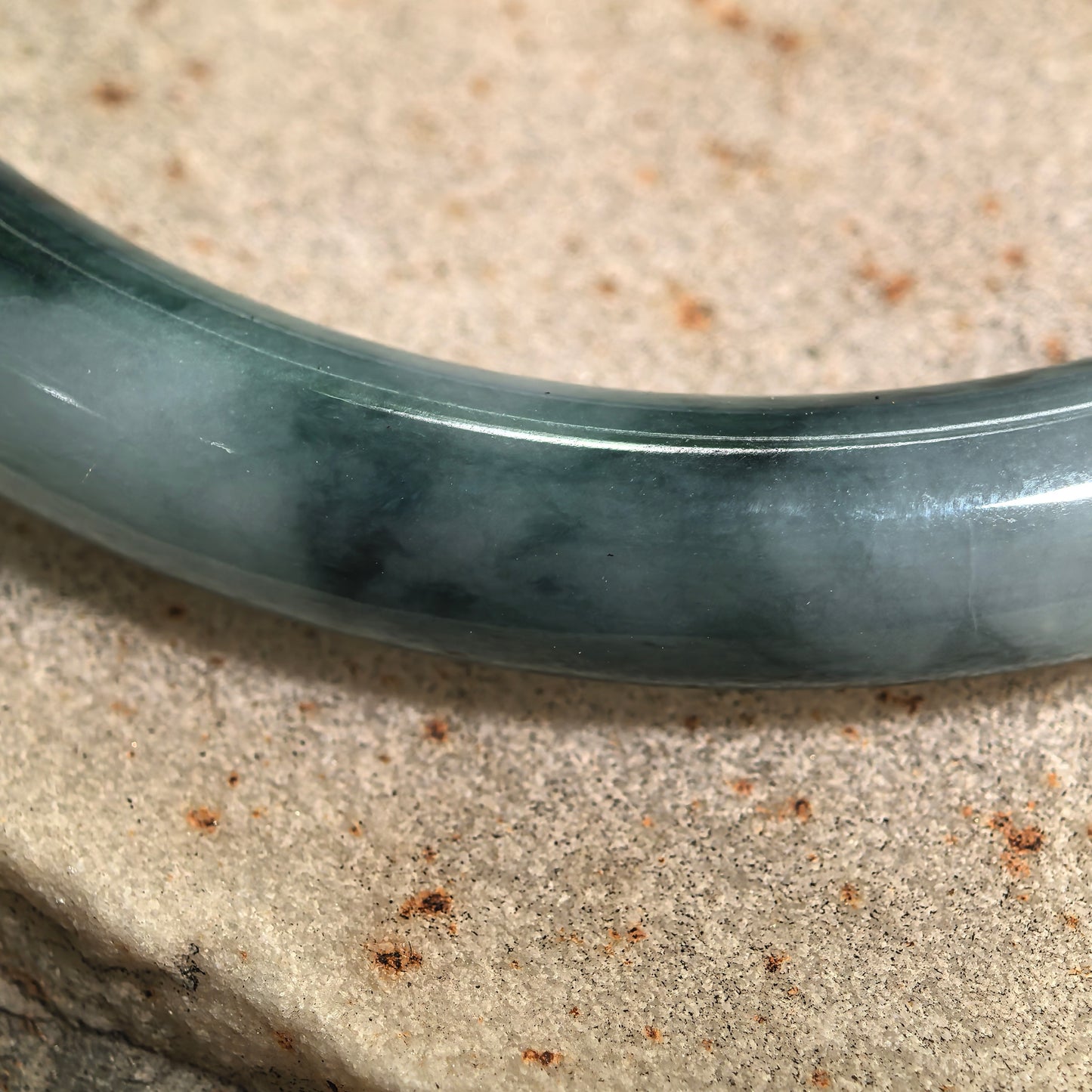 Natural Grade-A Jadeite Glutinous Deep Green Floating Color Round Bangle · Burmese Jade 59mm