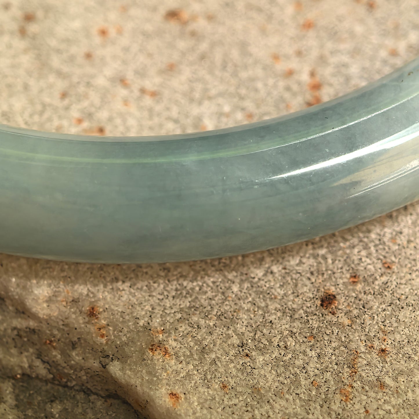 Natural Grade-A Jadeite Glutinous Deep Green Floating Color Round Bangle · Burmese Jade 59mm