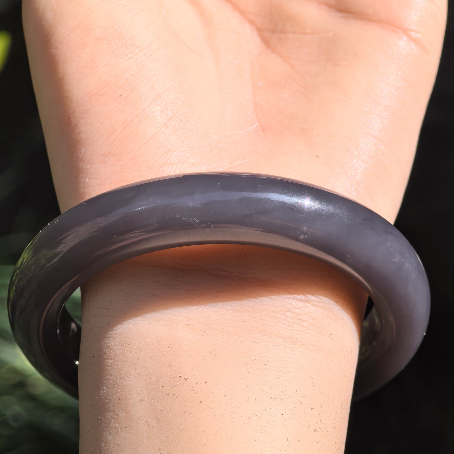 Natural Nephrite Deep Smoky Purple D-Shape Bangle · Hetian Jade 58mm