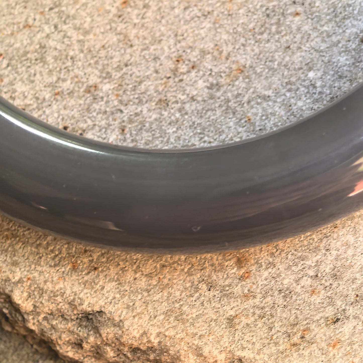 Natural Nephrite Deep Smoky Purple D-Shape Bangle · Hetian Jade 58mm