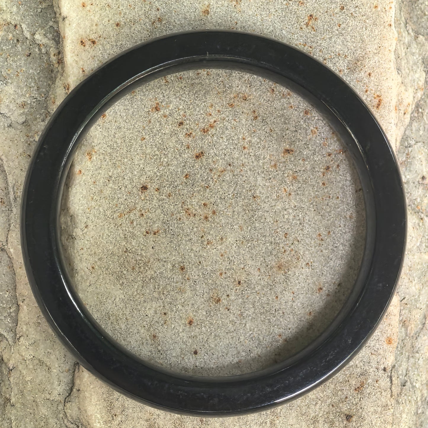 Natural Nephrite Black Square Bangle · Hetian Jade 51mm