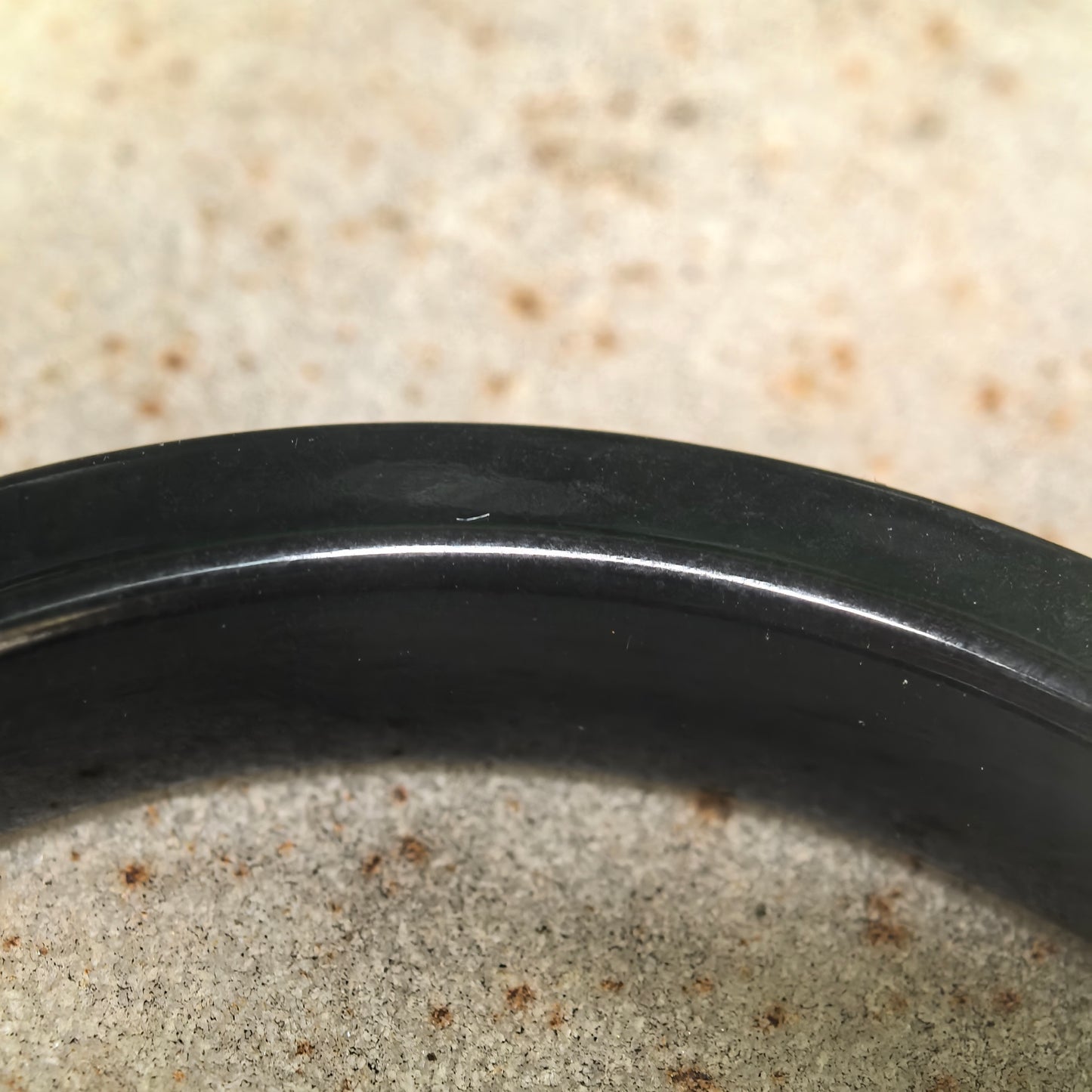 Natural Nephrite Black Square Bangle · Hetian Jade 51mm