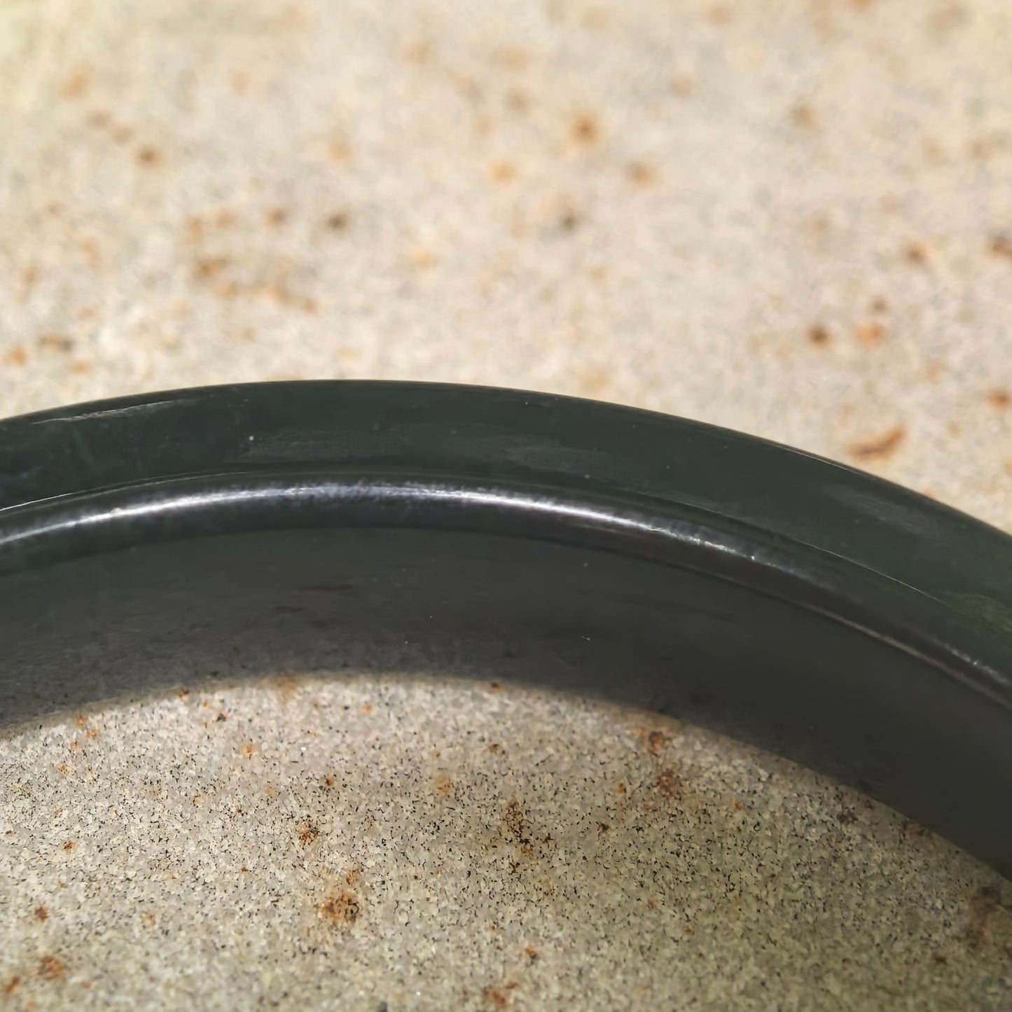 Natural Nephrite Black Square Bangle · Hetian Jade 51mm