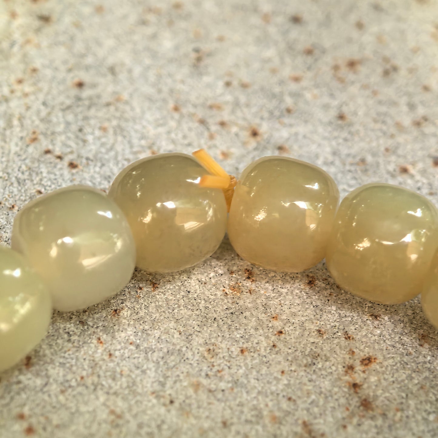 Natural Nephrite Sugar Yellow Abacus Bead Bracelet · Hetian Jade 8mm