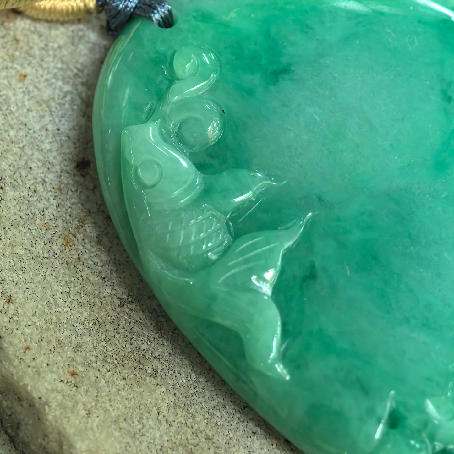 Natural Grade-A Glutinous Green Fish Plaque Jadeite Pendant · Burmese Jade