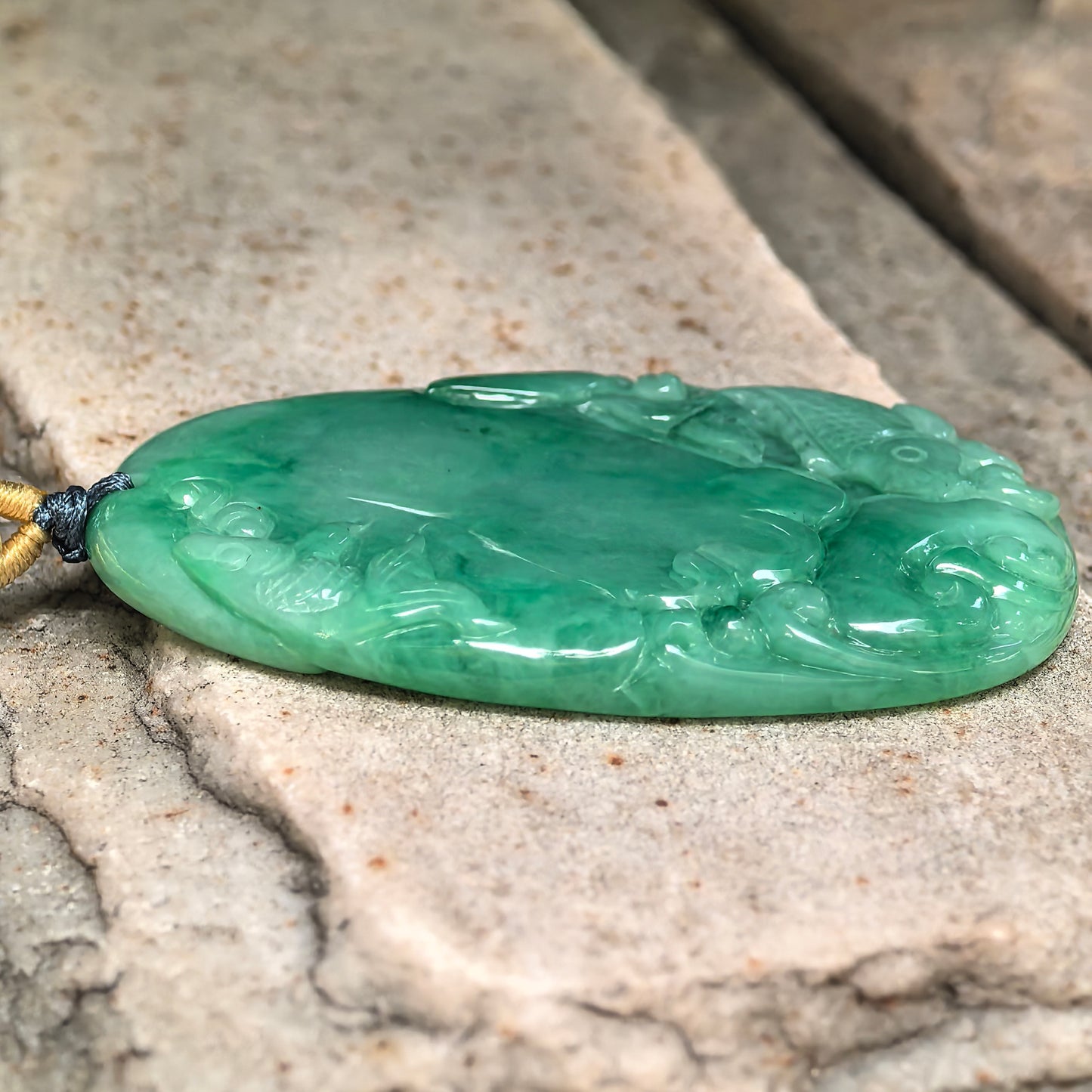 Natural Grade-A Glutinous Green Fish Plaque Jadeite Pendant · Burmese Jade