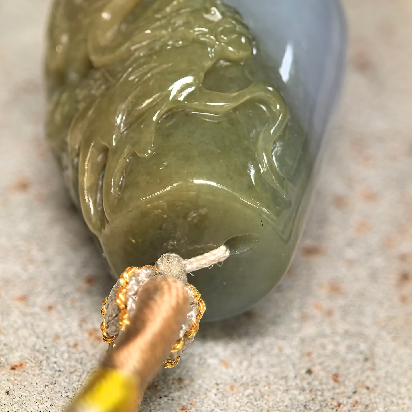 Natural Grade-A Glutinous Yellow Dragon Column Jadeite Pendant · Burmese Jade