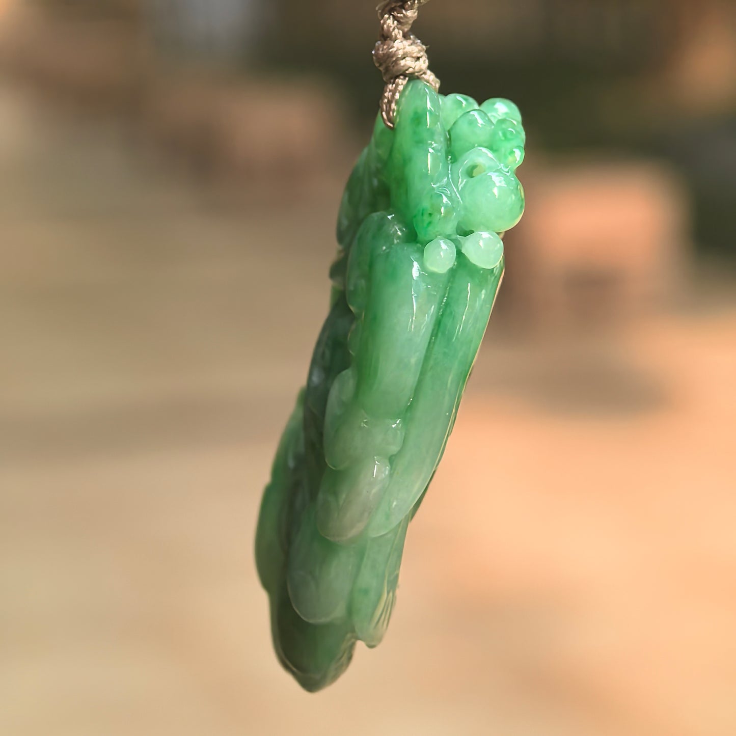 Natural Grade-A Glutinous Green Phoenix Jadeite Pendant · Burmese Jade