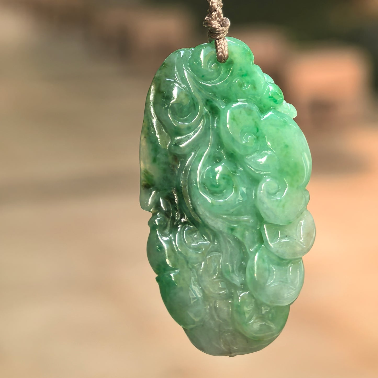 Natural Grade-A Glutinous Green Phoenix Jadeite Pendant · Burmese Jade
