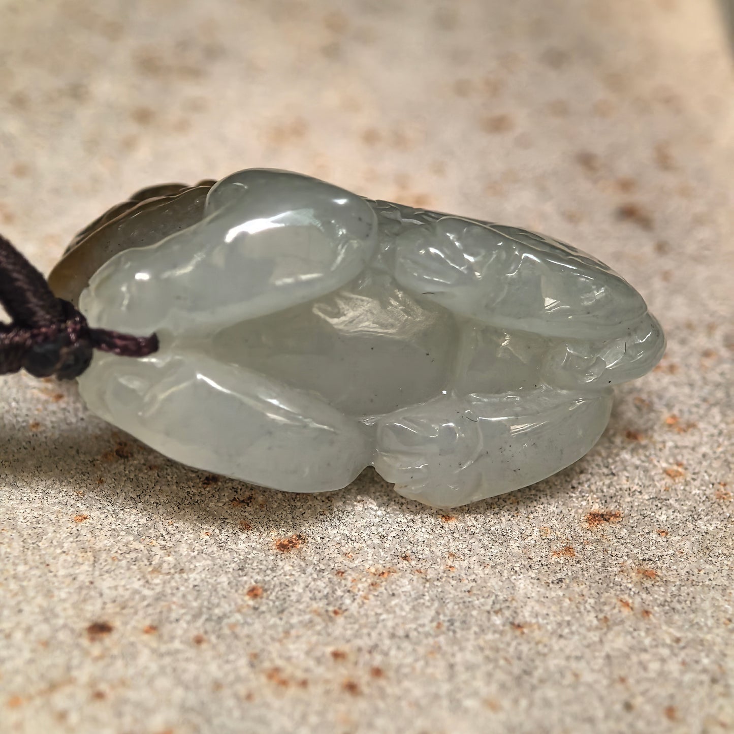 Natural Nephrite Sugar Brown Pixiu Pendant · Hetian Jade