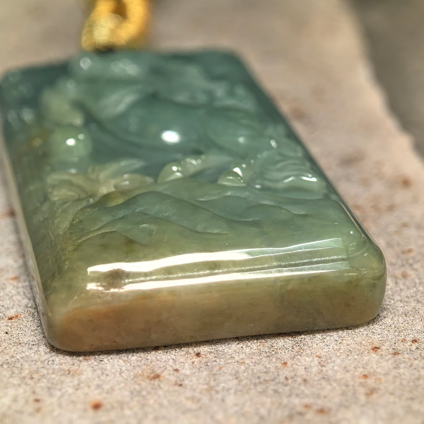 Natural Grade-A Glutinous Deep Green Horse Jadeite Pendant · Burmese Jade