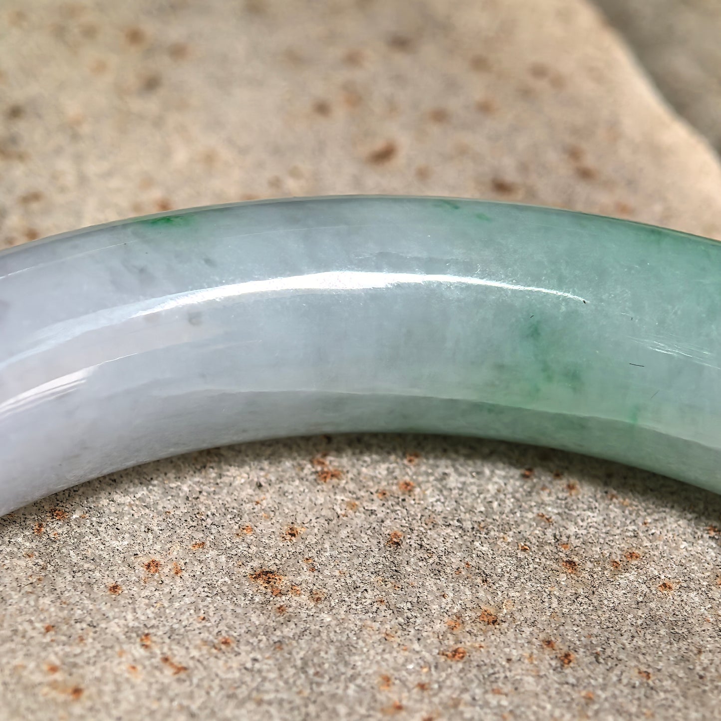 Natural Grade-A Icy Glutinous Light Lavender Base Green Floater Round Jadeite Bangle · Burmese Jade 54mm