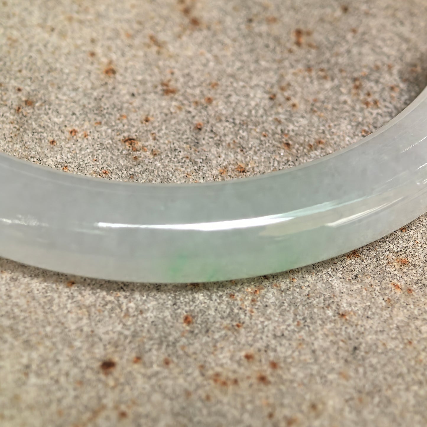 Natural Grade-A Icy Glutinous Light Green-White Round Jadeite Bangle · Burmese Jade 52mm