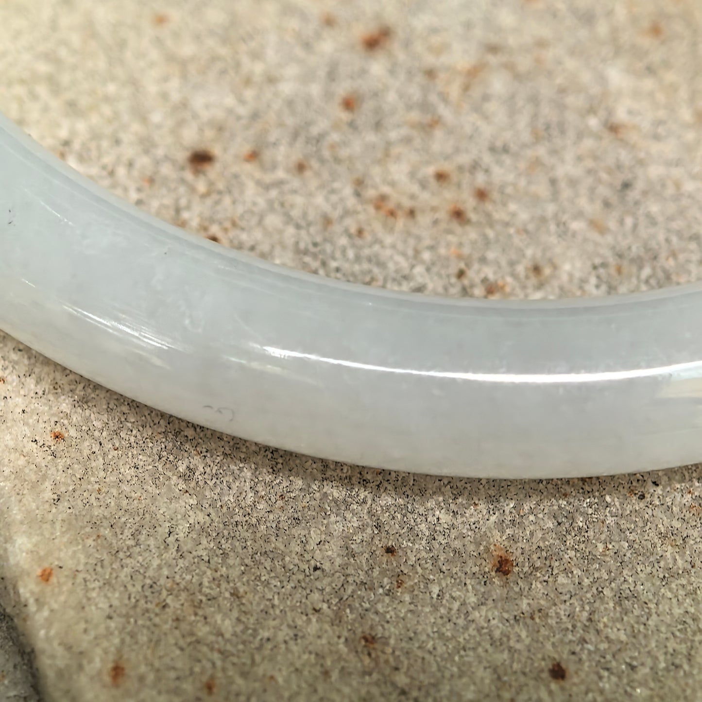 Natural Grade-A Glutinous White Slim Round Jadeite Bangle · Burmese Jade 53mm