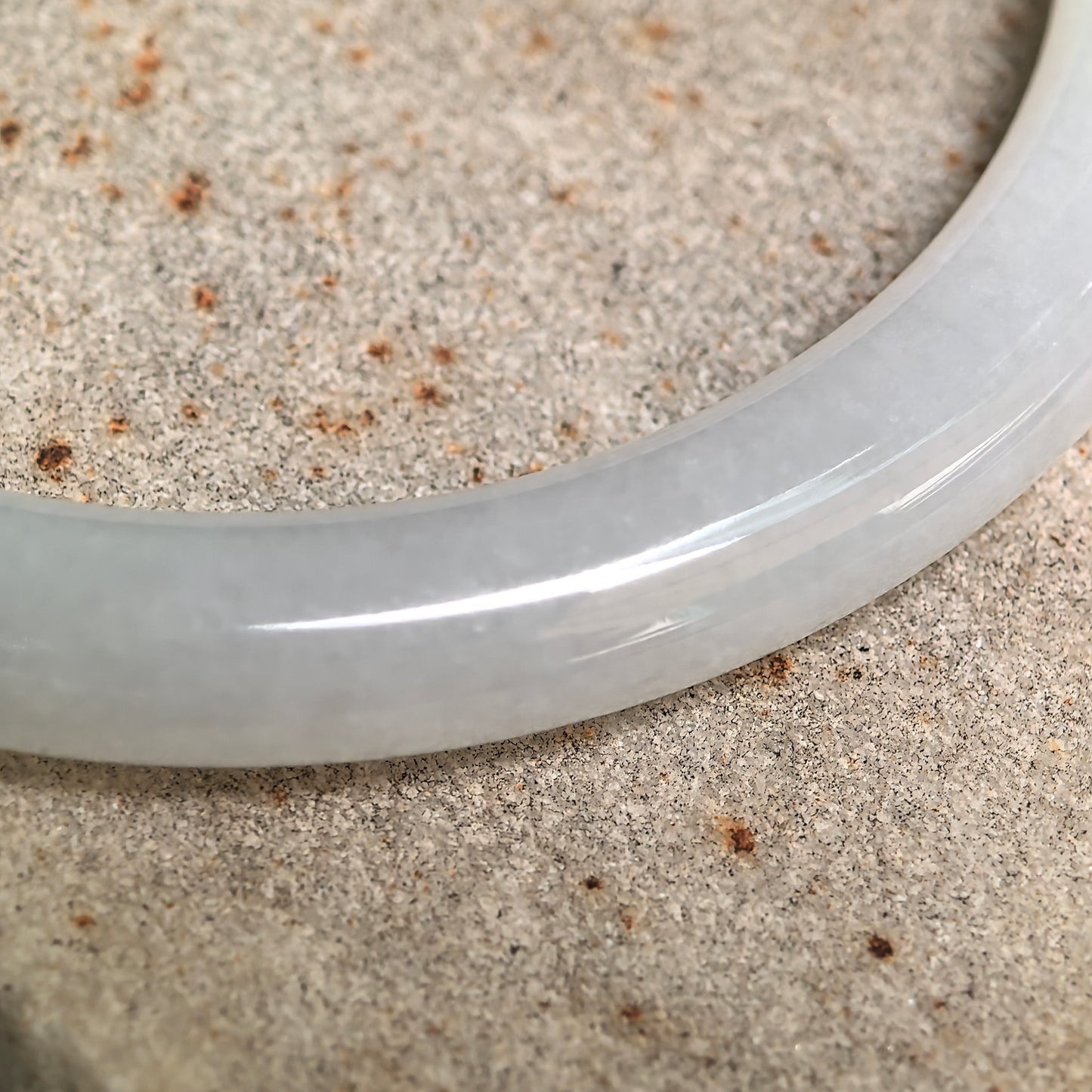 Natural Grade-A Glutinous White Slim Round Jadeite Bangle · Burmese Jade 53mm