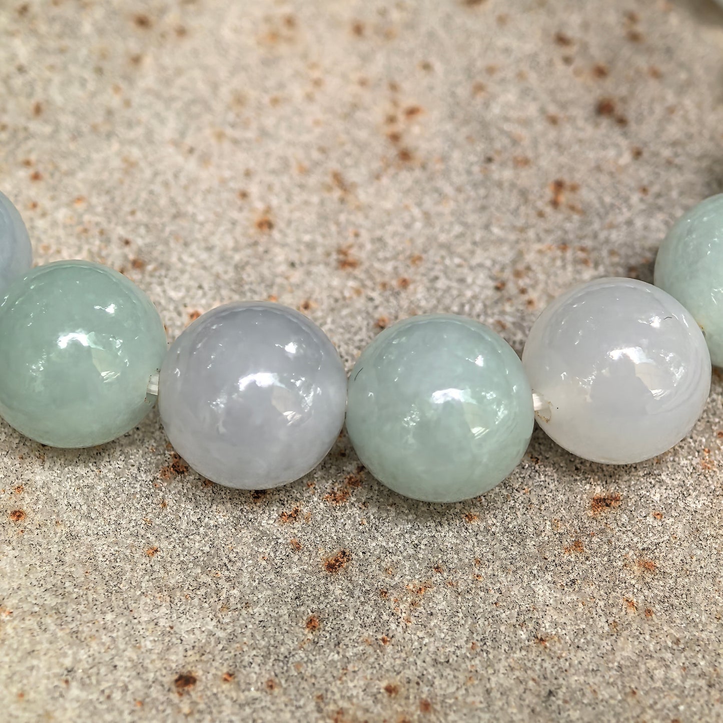 Natural Grade-A Glutinous-Icy Pale Green and Lavender Jadeite Bead Bracelet · Burmese Jade 10mm