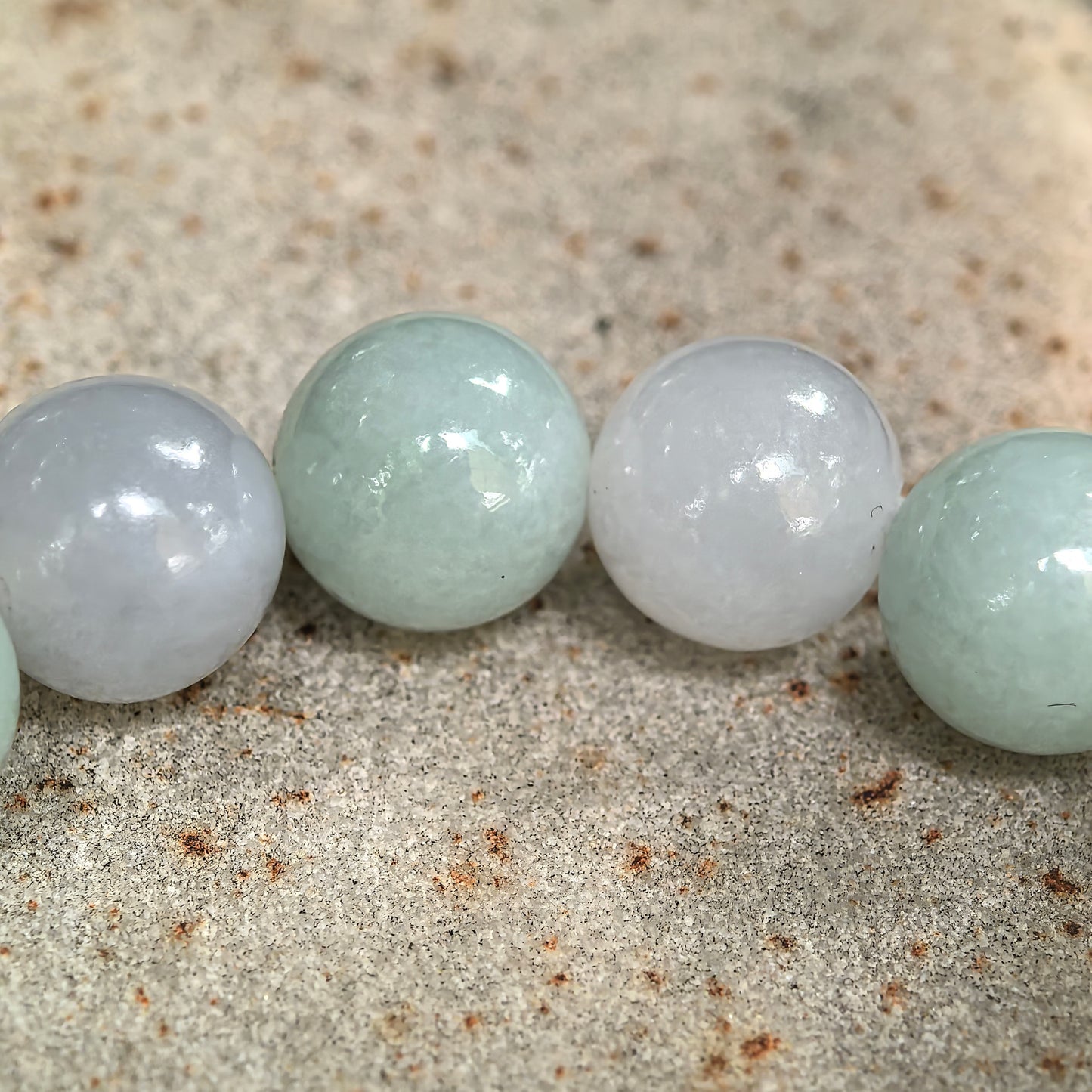 Natural Grade-A Glutinous-Icy Pale Green and Lavender Jadeite Bead Bracelet · Burmese Jade 10mm