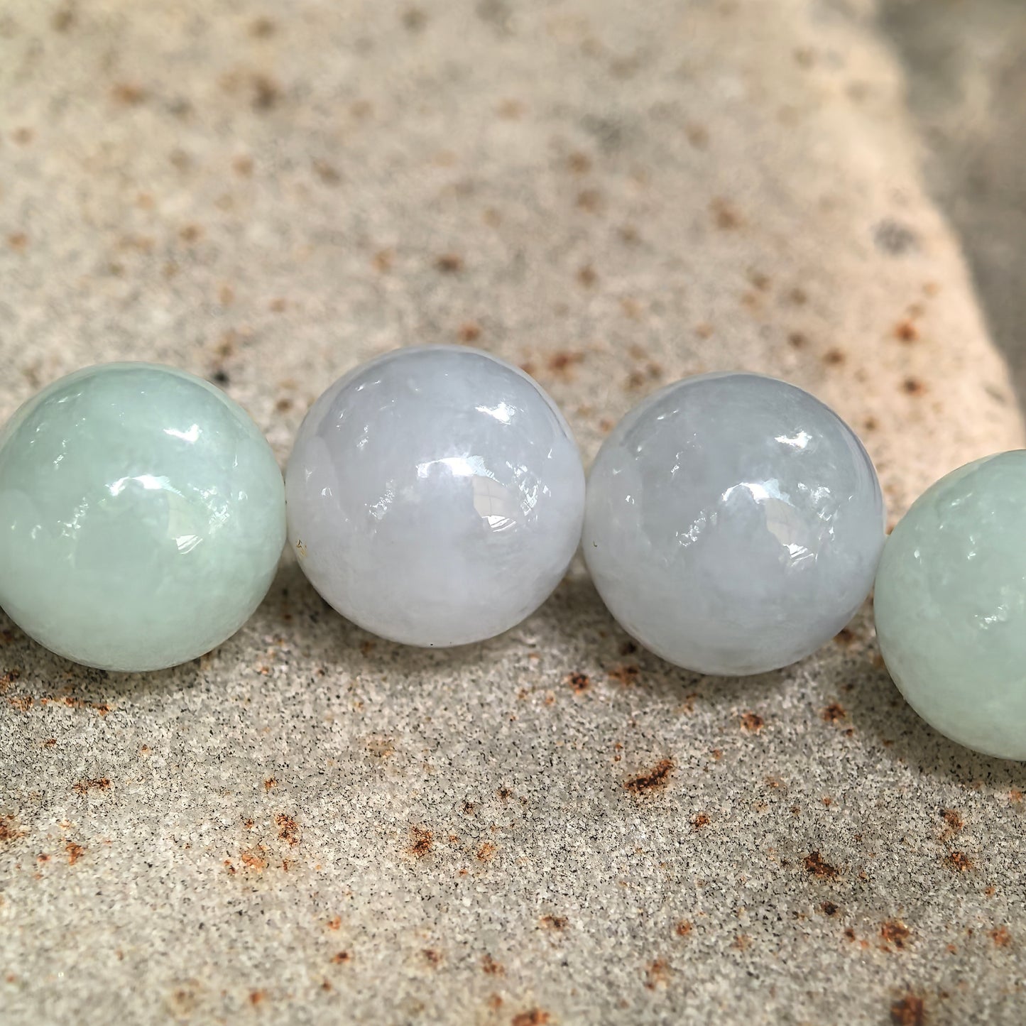 Natural Grade-A Glutinous-Icy Pale Green and Lavender Jadeite Bead Bracelet · Burmese Jade 10mm
