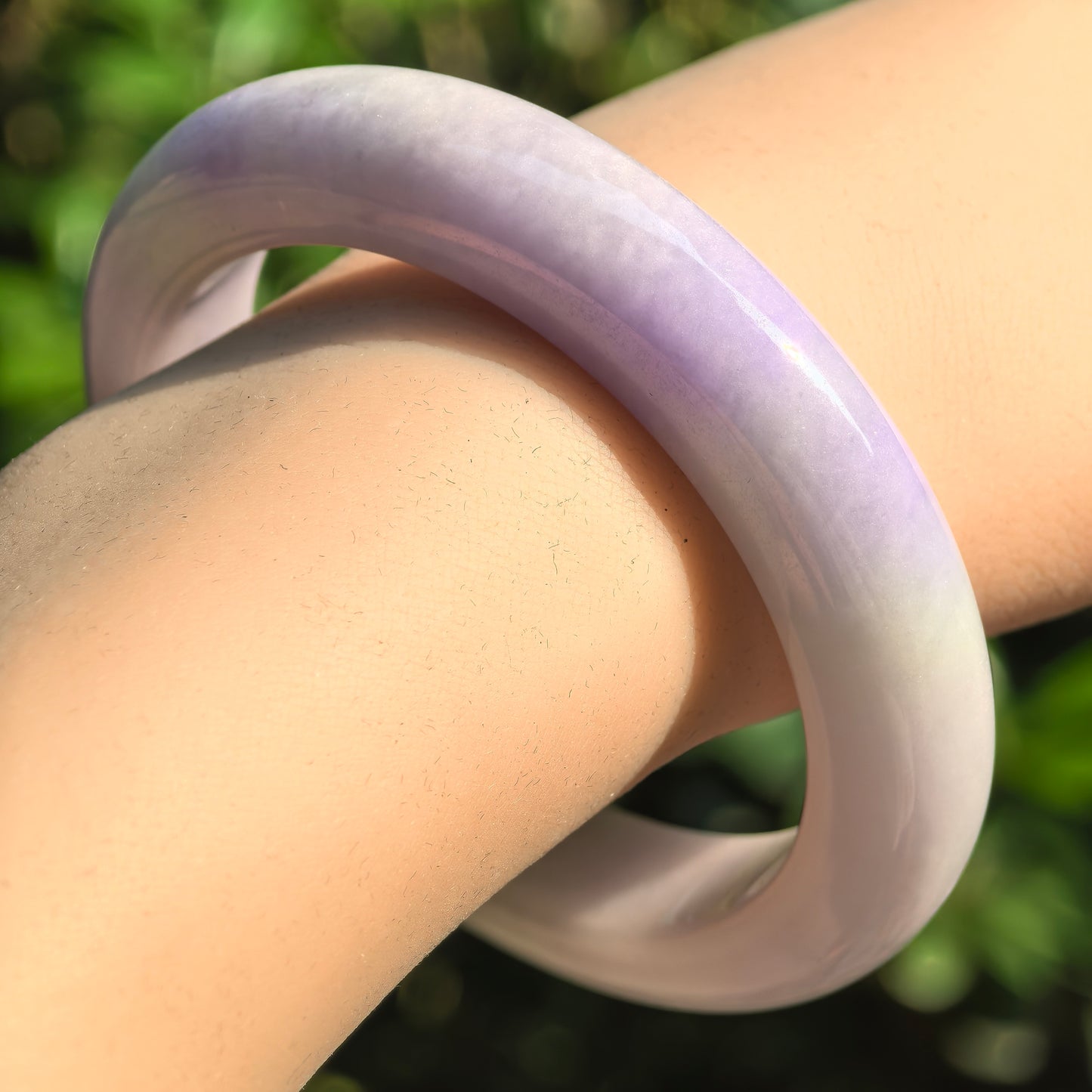 Natural Grade-A Glutinous Purple Green D-Shape Jadeite Bangle · Burmese Jade 54mm