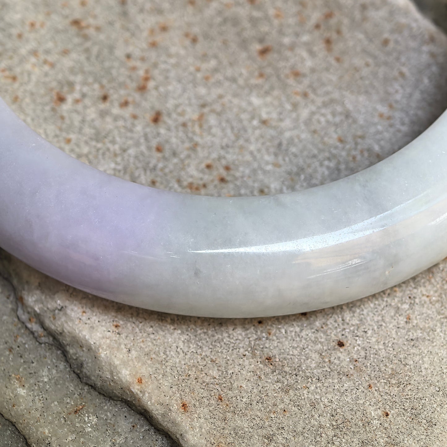 Natural Grade-A Glutinous Purple Green D-Shape Jadeite Bangle · Burmese Jade 54mm