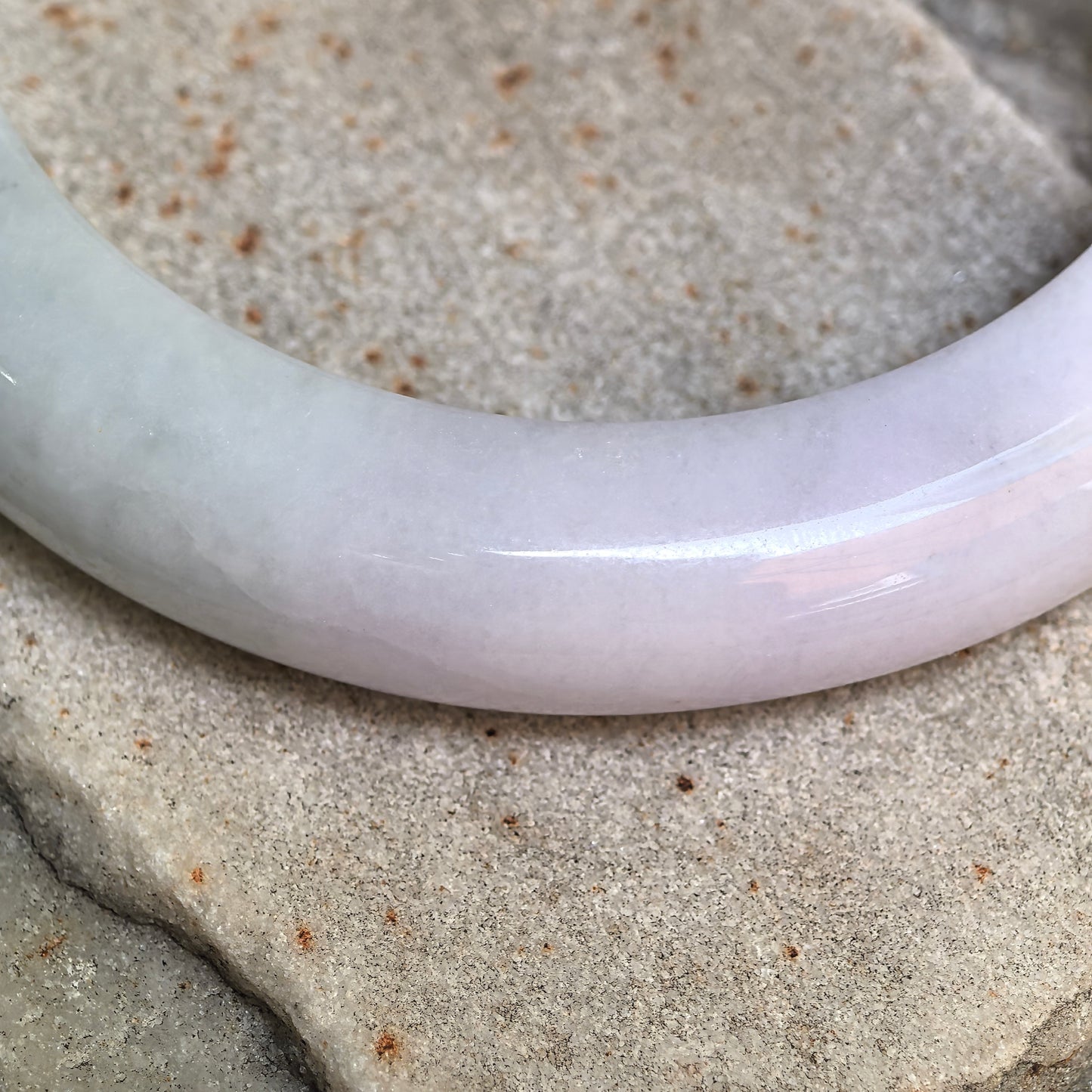 Natural Grade-A Glutinous Purple Green D-Shape Jadeite Bangle · Burmese Jade 54mm