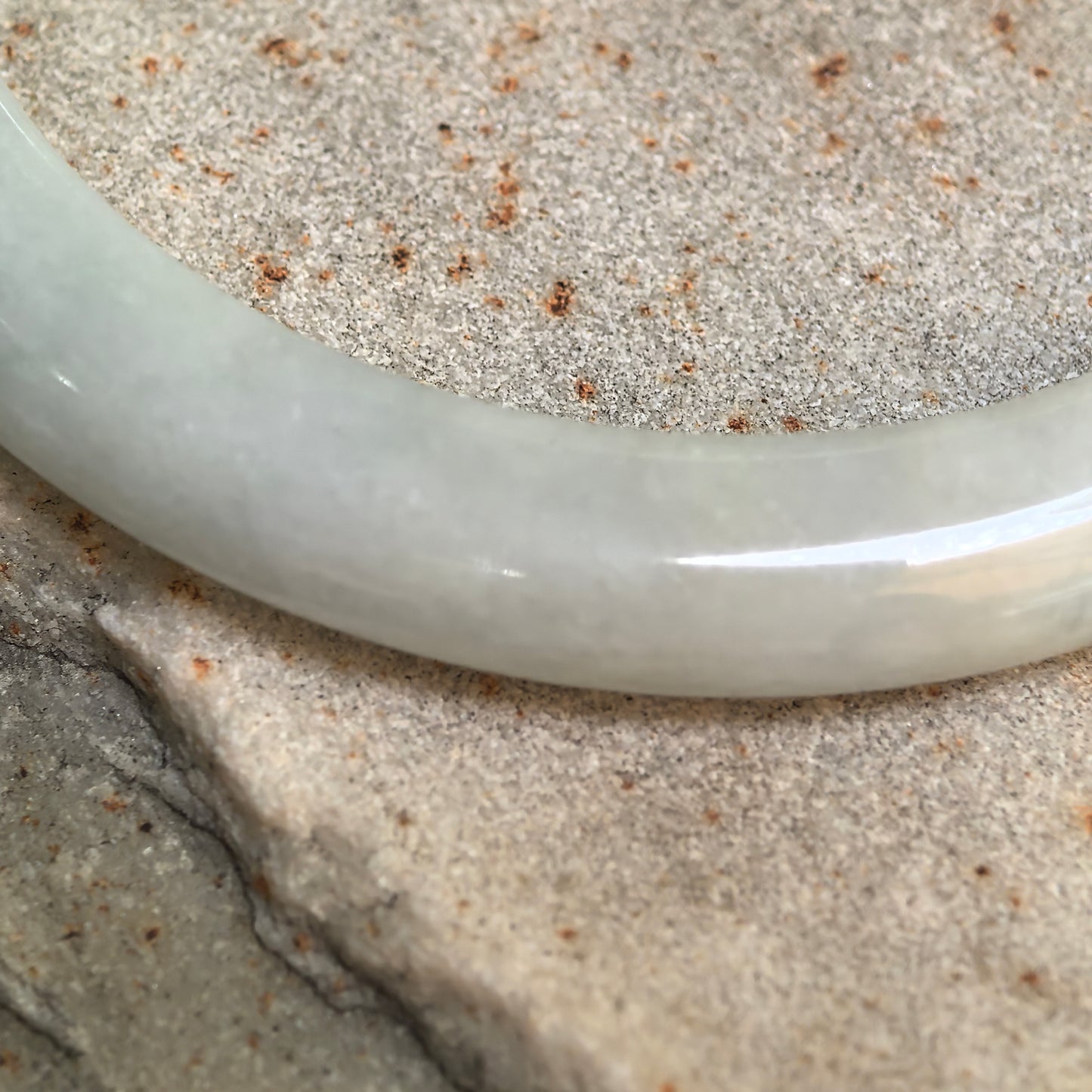 Natural Grade-A Glutinous White Scattered-Gold D-Shape Jadeite Bangle · Burmese Jade 58mm