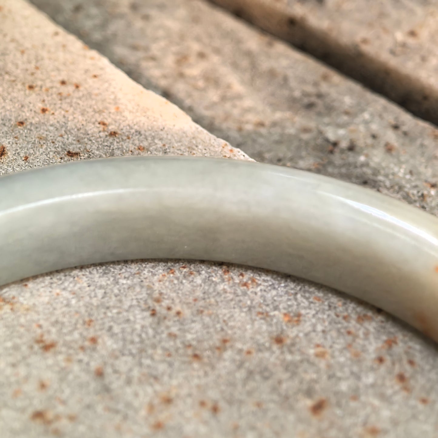 Natural Grade-A Glutinous White Scattered-Gold D-Shape Jadeite Bangle · Burmese Jade 58mm