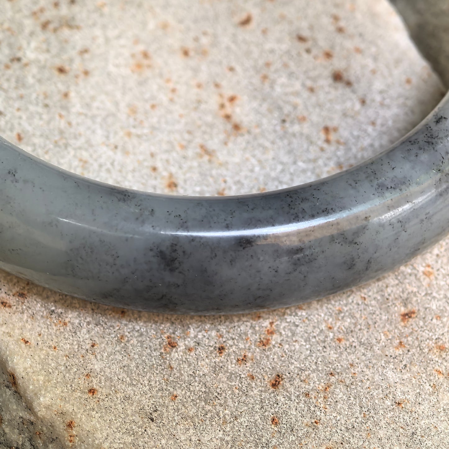 Natural Nephrite Black-and-White Patterned D-Shape Bangle · Hetian Jade 58mm
