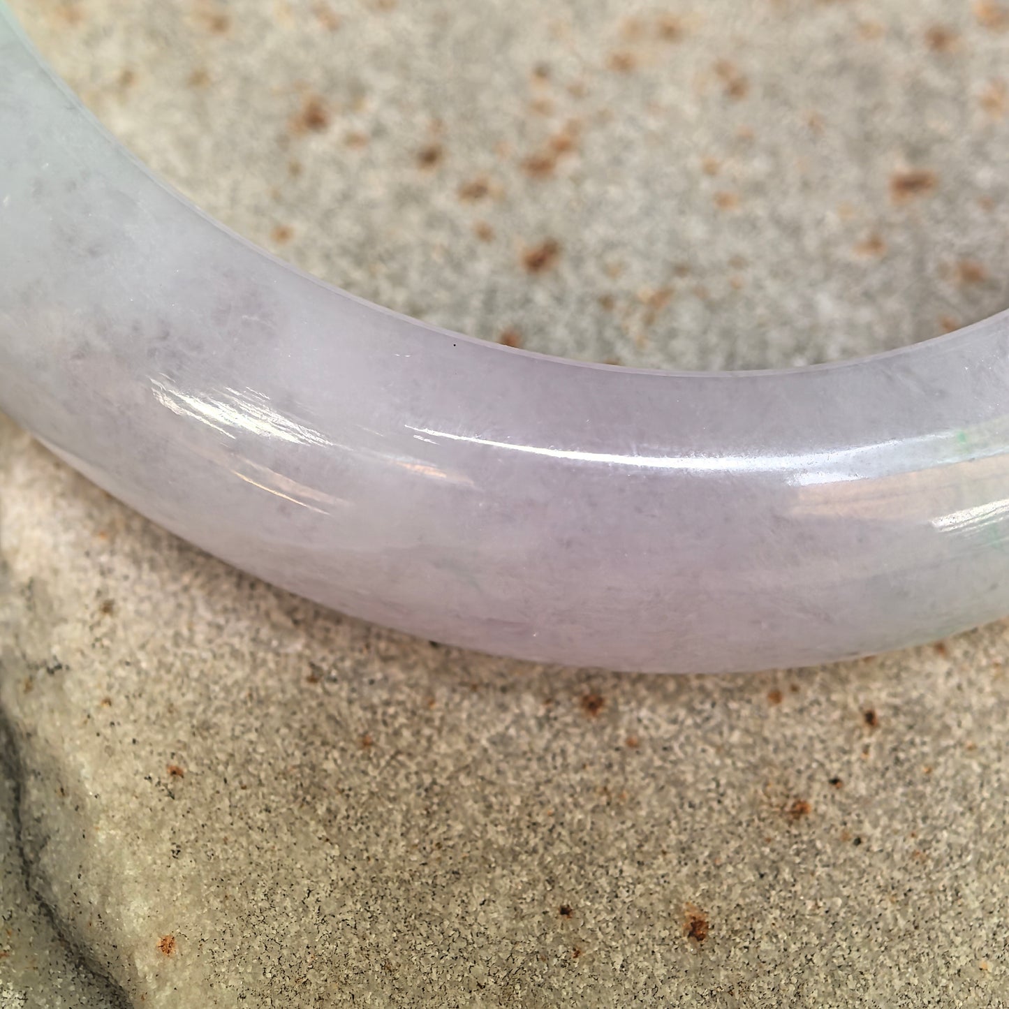 Natural Grade-A Glutinous Purple Green Oval Jadeite Bangle · Burmese Jade 50mm