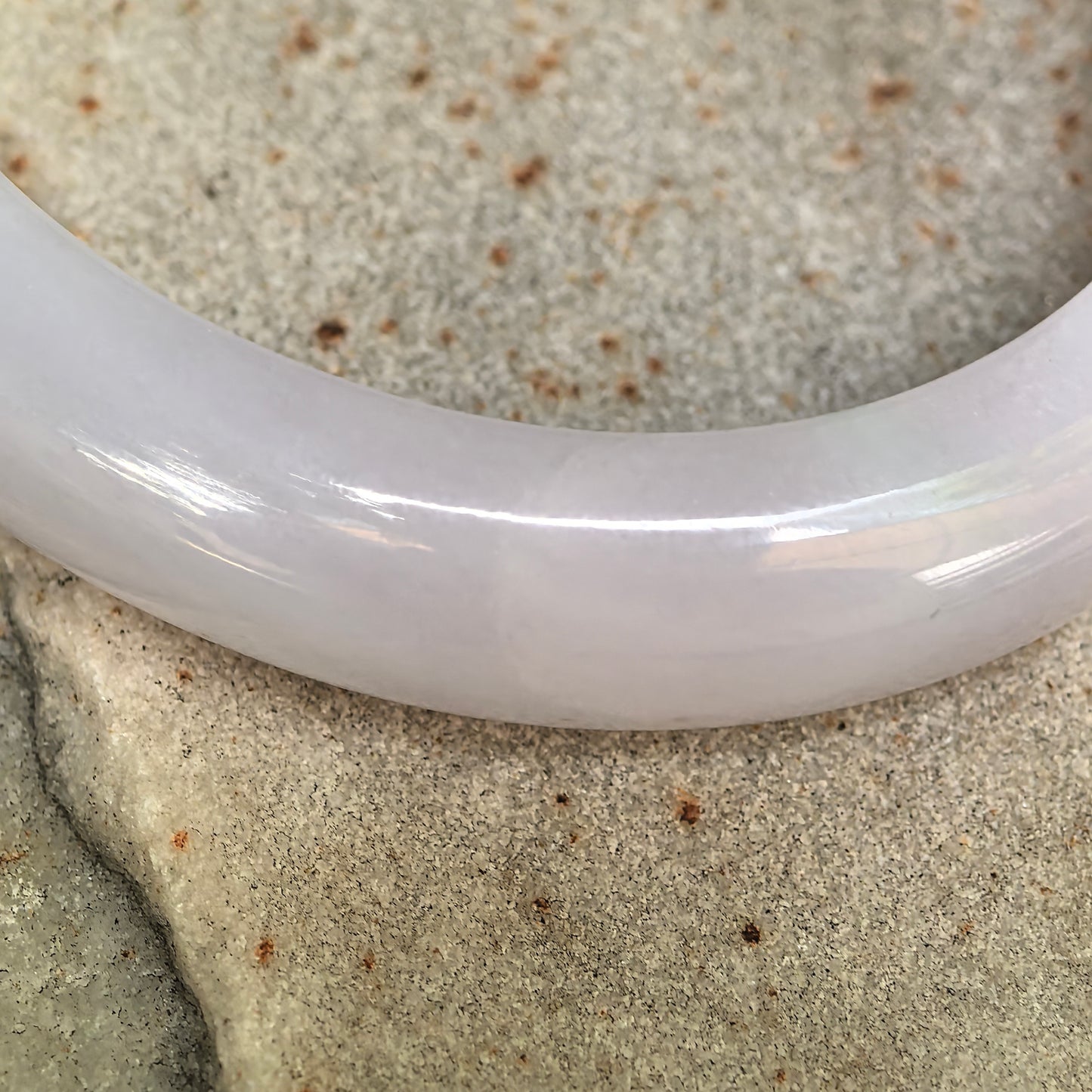 Natural Grade-A Glutinous Purple Green Oval Jadeite Bangle · Burmese Jade 50mm
