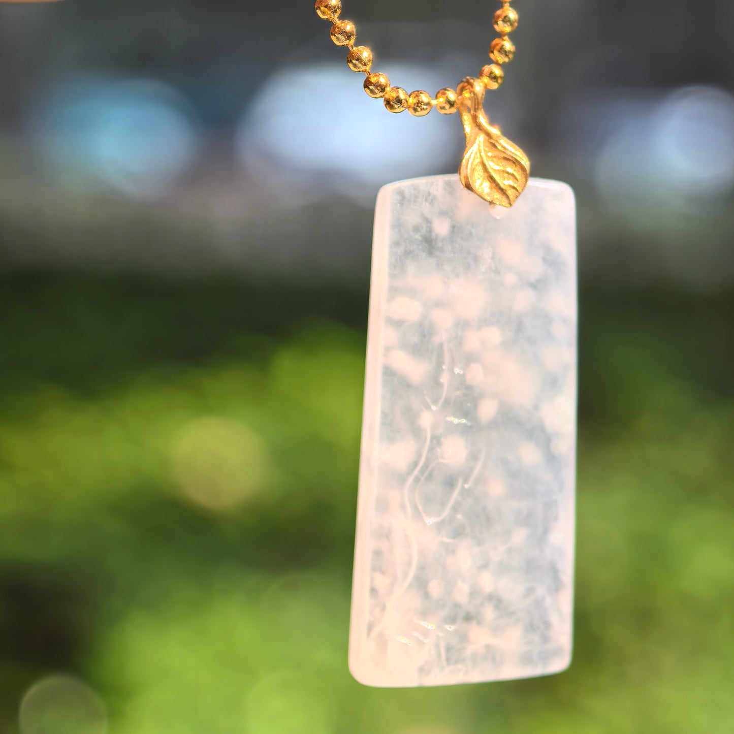 Natural Grade-A Icy Snowflake Cotton Plum Blossom Jadeite Pendant with 18K Gold · Burmese Jade