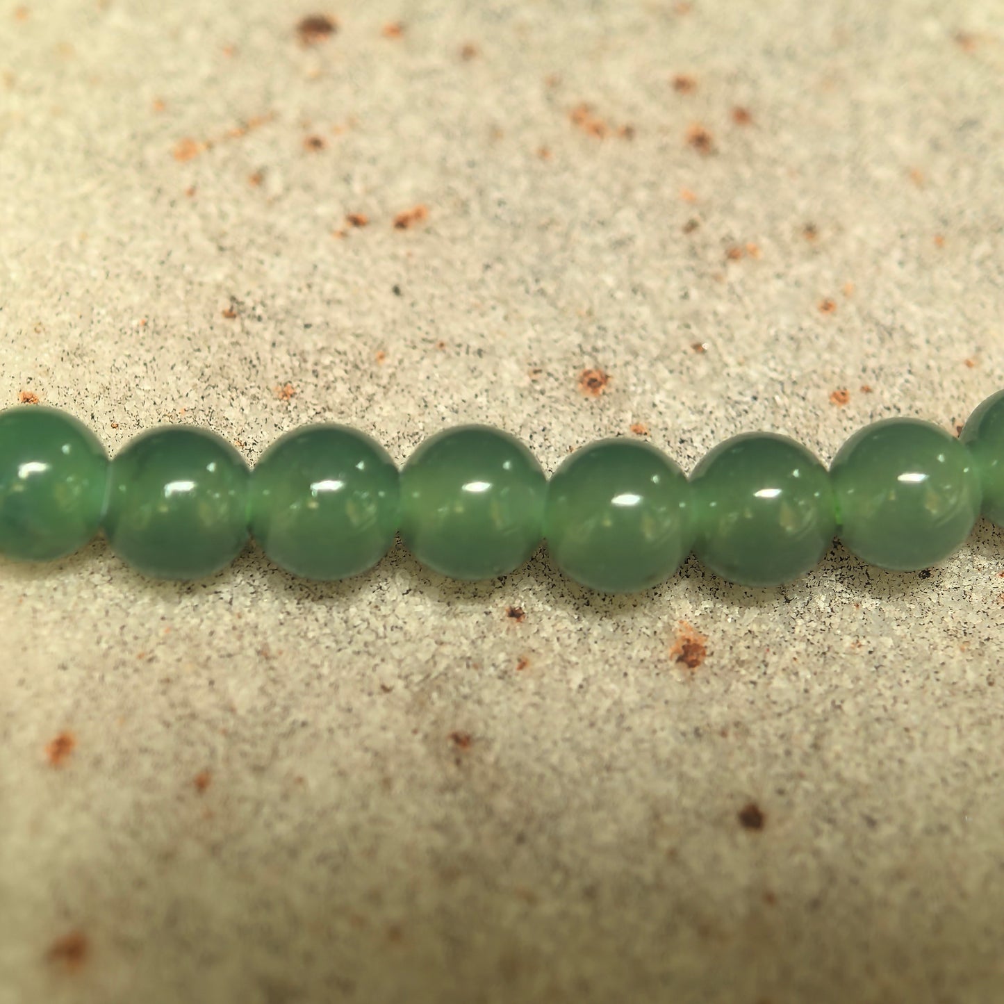 Natural Grade-A Icy Glutinous Green Jadeite Beaded Bracelet · Burmese Jade 3.8mm