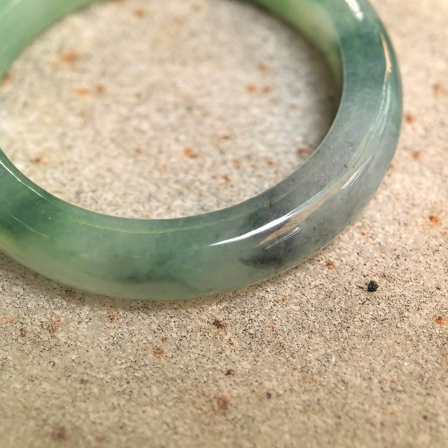 Natural Grade-A Icy Glutinous Green Floating Flower Jadeite Ring Band · Burmese Jade US9.5