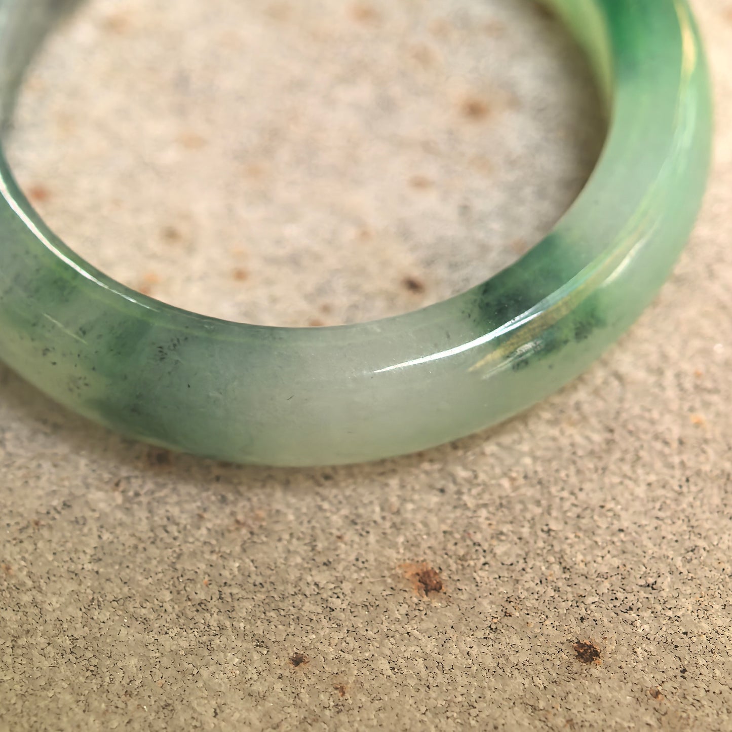 Natural Grade-A Icy Glutinous Green Floating Flower Jadeite Ring Band · Burmese Jade US9.5