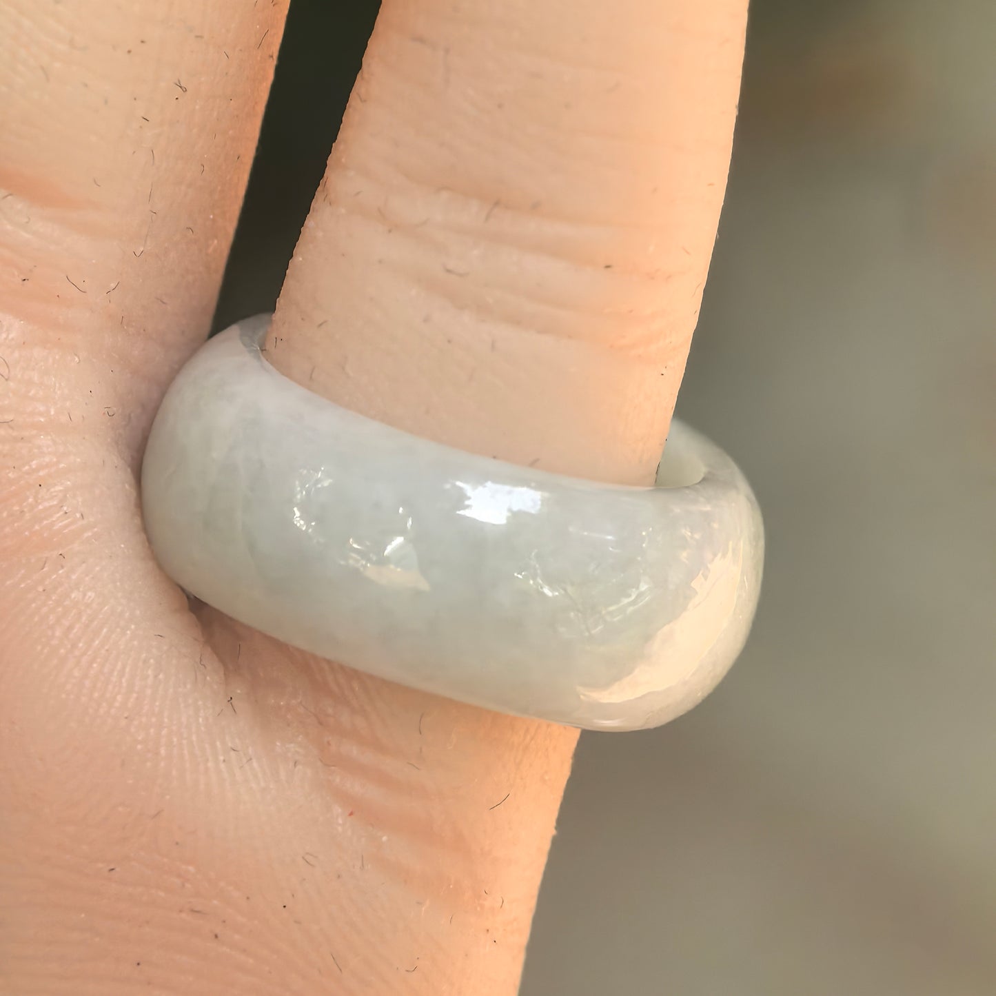 Natural Grade-A Glutinous Light Green Floral Jadeite Ring Band · Burmese Jade US5.5