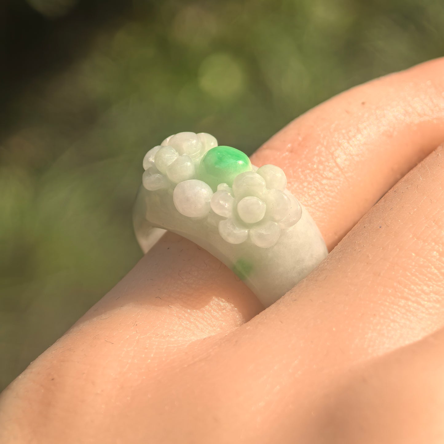 Natural Grade-A Glutinous Light Green Floral Jadeite Ring Band · Burmese Jade US5.5