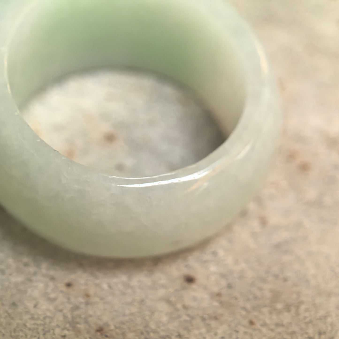 Natural Grade-A Glutinous Light Green Floral Jadeite Ring Band · Burmese Jade US5.5