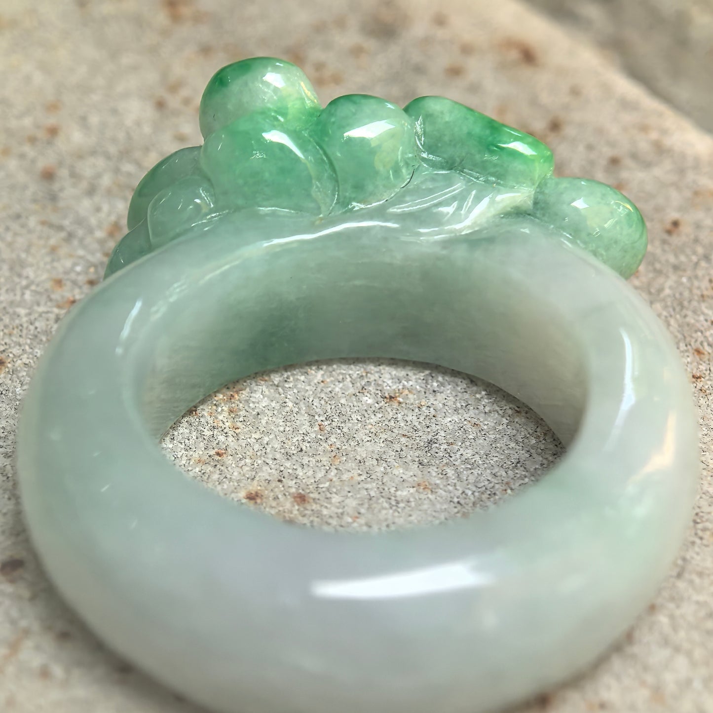 Natural Grade-A Glutinous Green Floral Carved Jadeite Ring Band · Burmese Jade US7