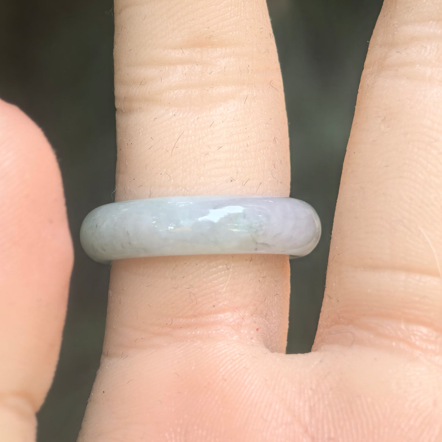 Natural Grade-A Glutinous Pale Green Jadeite Ring Band · Burmese Jade US7